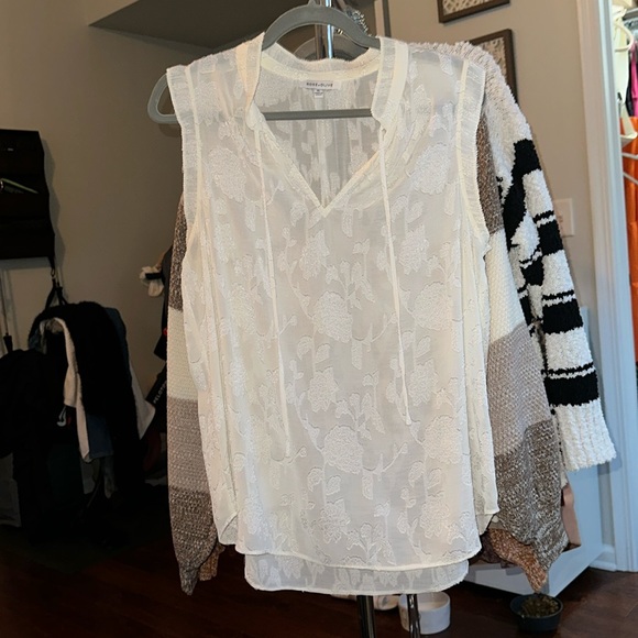 ROSE SLEEVELESS TOP - WHITE main image 1